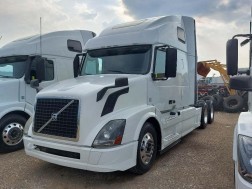 2017 Volvo Vnl64t670